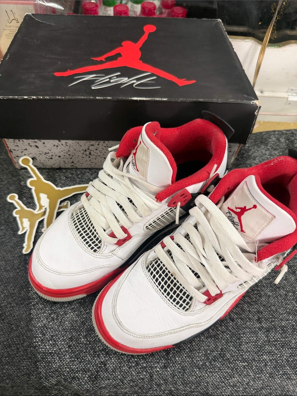 Jordan Men’s White & Red Retro Basketball Sneakers